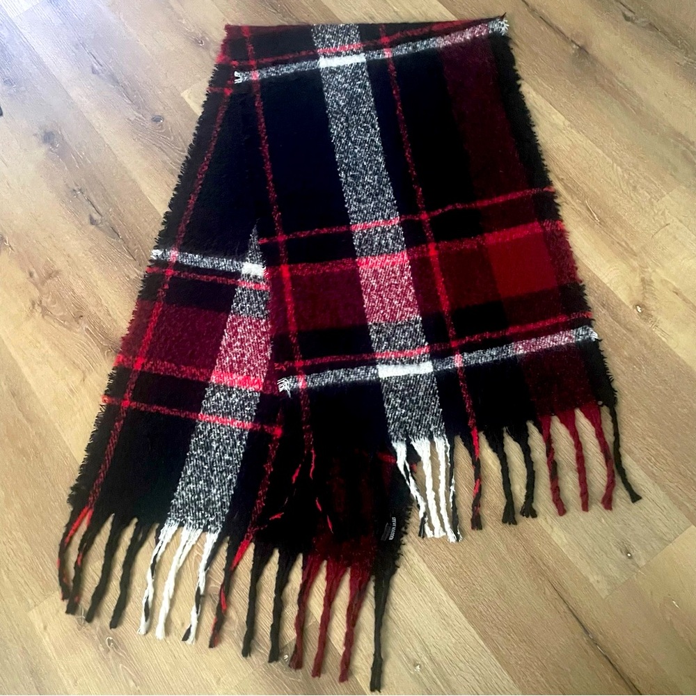 Steve Madden buttery soft polyester scarf in red blacks and whites. 74”x 21